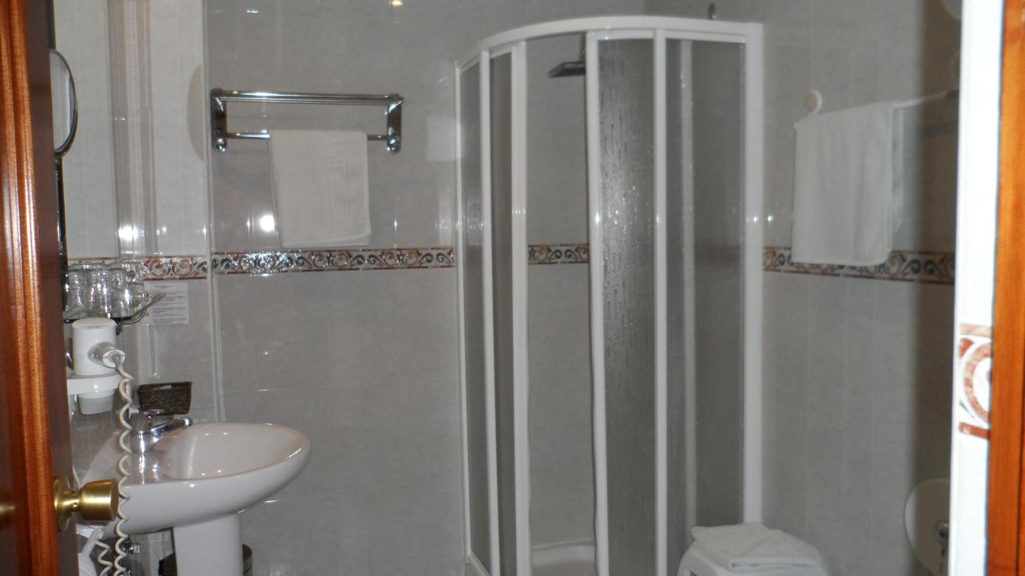 אסטורגה Hostal Coruna חדר תמונה